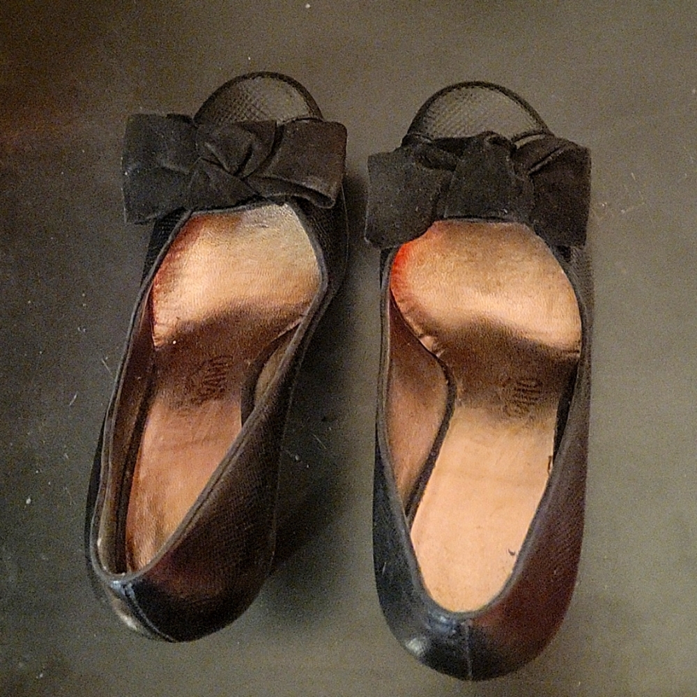 Ferragamo pumps